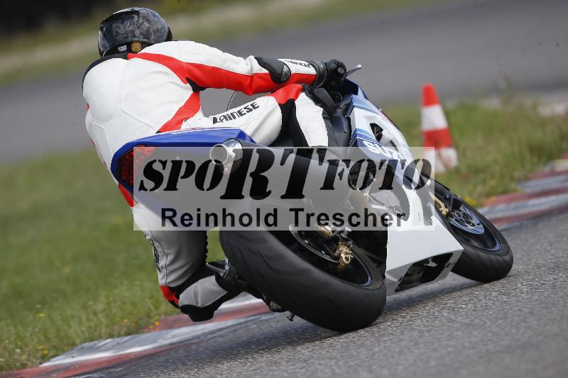 /Archiv-2023/53 31.07.2023 Dunlop Ride und Test Day ADR/Gruppe gelb/backside